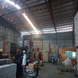 Đang cần cho thuê kho xưởng 650m2 có phòng làm việc Nguyễn Văn Quỳ,Q7