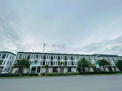 Shophouse xây sẵn 1 trệt 2 lầu. Phù hợp mọi loại hình kinh doanh!