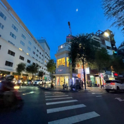 Bán Nhà Góc 2 MẶT TIỀN LÊ THÁNH TÔN - PASTEUR Quận 1 ngang 8m