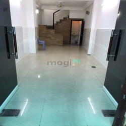 Ngộp quá, gấp bán, Nguyễn Đình Chiểu, Q3, 5 tầng, 3PN, chỉ nhỉnh 6 tỷx