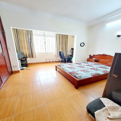 Hiếm bán nhà 3 tầng 72m2 MTKD ngay trường Nguyễn Thượng Hiền nhỉnh 8Tỷ