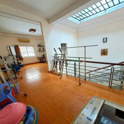 Hiếm bán nhà 3 tầng 72m2 MTKD ngay trường Nguyễn Thượng Hiền nhỉnh 8Tỷ