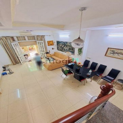 Hiếm bán nhà 3 tầng 72m2 MTKD ngay trường Nguyễn Thượng Hiền nhỉnh 8Tỷ