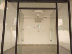 Cho thuê nhà xưởng 800m2 Hương Lộ 2