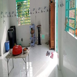 Cần ra đi can nhà tâm huyết. Ngang12×50 mặt đường lớn gần trường học c