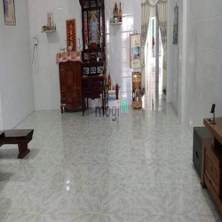 Cần ra đi can nhà tâm huyết. Ngang12×50 mặt đường lớn gần trường học c