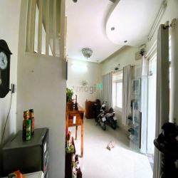 Bán nhà 1T2L 129m2 4PN hẻm xe tải đường Linh Trung