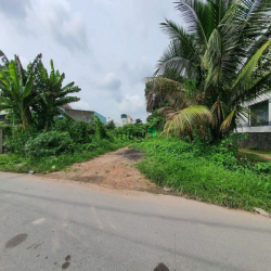 Cho thuê đất 1800m2 đường 36 Linh Đông