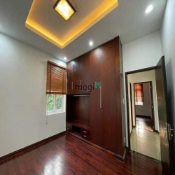 🌻Cho thuê villa hồ bơi Compound Quốc Hương, P. Thảo Điền, quận 2