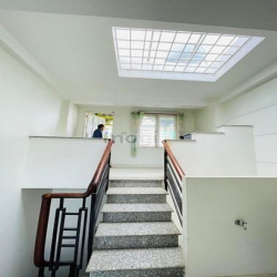 Kẹt tiền bán gấp nhà Huỳnh Tấn Phát Q7 62m2/ giá 1.89 tỷ gần chợ