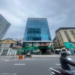 Bán tòa nhà MT Trần Hưng Đạo Q1 - DT: 20x16m 10 tầng HĐT 550tr/th