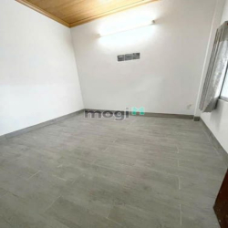 Bán Nhà 2T mặt tiền hẻm kinh doanh Hà Huy Giáp ngay Ngã Tư Ga, 4.5x19m