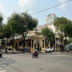 Bán nhà MT Tú Xương, Phường 7, Quận 3. Diện tích: 15.5x26m, CN ~400 m²