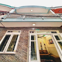 Hàng ngộp giá tốt. Dương Bá Trạc kế Quận 1. Giá 2tỷ5 DT 58.8m2