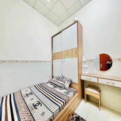 Hàng ngộp giá tốt. Dương Bá Trạc kế Quận 1. Giá 2tỷ5 DT 58.8m2