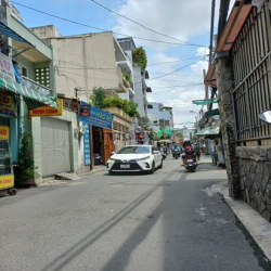 Hẻm 6m, ÔTô Đỗ Trong Nhà CMT8, Q3, 65m2(4.1X16), 3 Tầng, Tặng Nội Thất