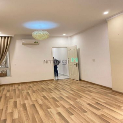 Hẻm 6m, ÔTô Đỗ Trong Nhà CMT8, Q3, 65m2(4.1X16), 3 Tầng, Tặng Nội Thất