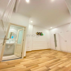 Hẻm 6m, ÔTô Đỗ Trong Nhà CMT8, Q3, 65m2(4.1X16), 3 Tầng, Tặng Nội Thất