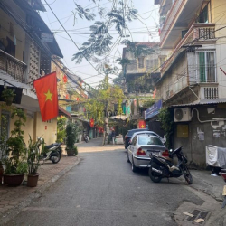 Bán nhà tt Bách Khoa tầng 2, 65m2 2 ngủ riêng biệt giá 1,78 tỷ