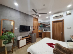 Cho Thuê Nhà Đường Ung Văn Khiêm, P25, Q.Bình Thạnh, DT: 8x22, 1 lầu