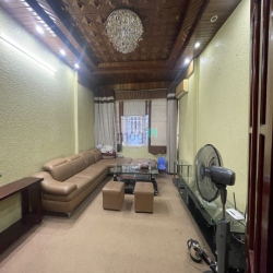 Bán nhà 5T đường Hoàng Hoa Thám: PL, vỉa hè, KINH DOANH, 50m, 10.2 tỷ