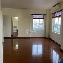 Bán CH tập thể Thái Thịnh tòa E5 68m2 2pn 1vs 1.87 tỷ
