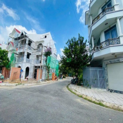 Em Nhi môi giới Quận 2, cần bán đất Khu 1 Thạnh Mỹ Lợi 149m2 giá 18tỷ