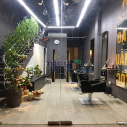 Chính chủ cho thuê mặt bằng - sang nhượng Salon cắt tóc gội đầu