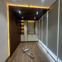 -Cho thuê sàn văn phòng đầy đủ nội thất văn phòng 120m2 82tr