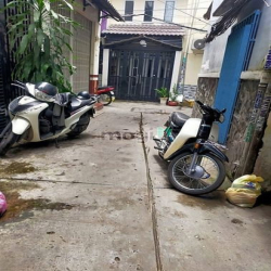 Nhà 2 phòng ngủ 1T1L 44m2 hẻm 1 sẹc Hậu Giang, sát bên KDC Bình Phú