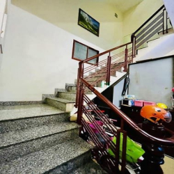 Bán căn mặt tiền Hồng Hà Tân Bình sát sân bay 220m2 62 tỷ khu vip TB