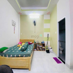 Bán nhà kinh doanh đ. Phạm Văn Chiêu, hẻm trước nhà 6m, gần trường,ch