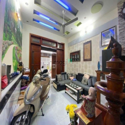 Bán nhà kinh doanh đ. Phạm Văn Chiêu, hẻm trước nhà 6m, gần trường,ch