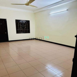 Bán Nhà Bạch Đằng Gần Hàng Xanh, Hẻm Xe Hơi, ~70M2, 4 Tầng, Chỉ 9.5 Tỷ
