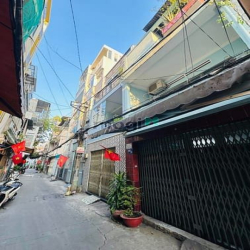 Bán Nhà Bạch Đằng Gần Hàng Xanh, Hẻm Xe Hơi, ~70M2, 4 Tầng, Chỉ 9.5 Tỷ