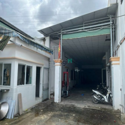 Nhà xưởng giá rẻ 53 triệu/tháng 1500m2 tại đường QL1A, quận Bình Tân