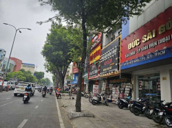 Cho thuê nhà 6x15 3 lầu trống suốt đường 3 tháng 2, phường 6, quận 10
