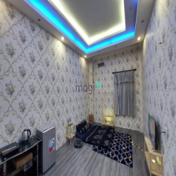 Cho nữ thuê phòng trọ cao cấp nhà mặt tiền