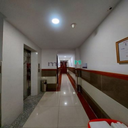 Ngộp Bank ! Bán Khách Sạn- NGUYỄN THÁI BÌNH- Gần 100m2- Có Thang Máy