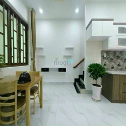 Bán nhà Góc Ngang 6mx20m- 2 mặt tiền Đặng Thùy Trâm; Bình Thạnh