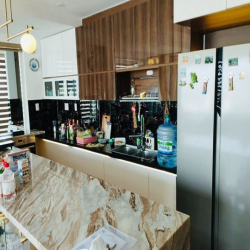 Cho thuê Penthouse, DT 170m2 3PN 2WC Sân vườn 45m2, view cực đẹp