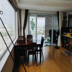 Cho thuê Penthouse, DT 170m2 3PN 2WC Sân vườn 45m2, view cực đẹp