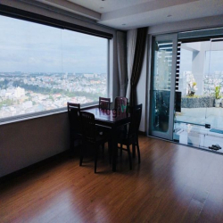 Cho thuê Penthouse, DT 170m2 3PN 2WC Sân vườn 45m2, view cực đẹp