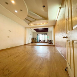 22 tỷ! Bán GẤP MT Đ. Bạch Đằng Q. BT - 4*26m - 5 Tầng