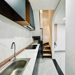 Bán nhà Mới đẹp p17, BTH cách MT Nguyễn Cửu Vân vài căn, Ngang 3.7m Nở