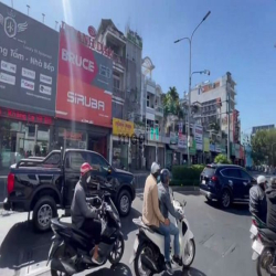 Bán nhà MT Hoàng Văn Thụ. Quận Tân Bình, dt: 17 x 30 giá chỉ 119 tỷ