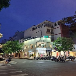 Cho thuê Mặt Bằng kinh doanh shop thời trang góc 2MT Lý Tự Trọng, Q1