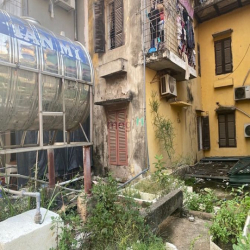 Bán nhà tập thể ngõ 687 Phạm Văn Đồng giá 3.1 tỷ 200m2 tầng 1 3PN2WC