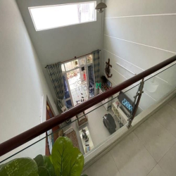 Bán Nhà Hẻm Xe Hơi Làng Tăng Phú 67.2m2 (4,2m x 16m), 3 Tầng, 3PN, Q9