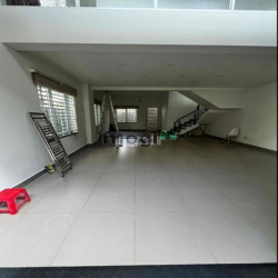Cho thuê nhà hẻm 10m Đoàn Thị Điểm, Phường 1, Quận Phú Nhuận